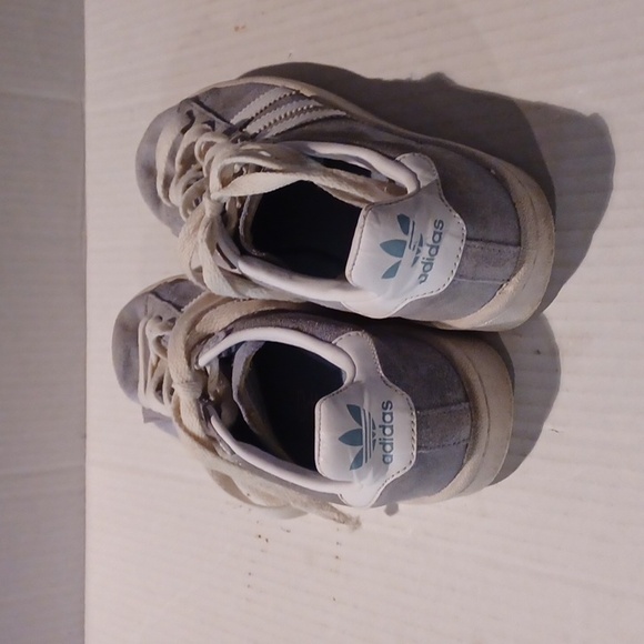 4/$30 Blue Adidas Flat Bottom Sneakers - Size US 3.5 (Youth) - Picture 6 of 9